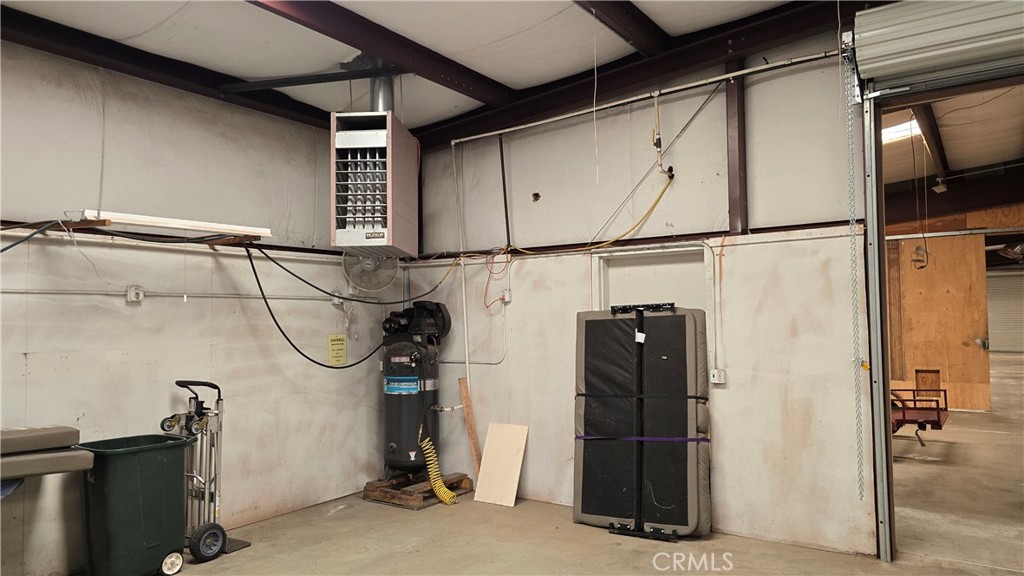 6443 Hollywood Road Property Photo 9