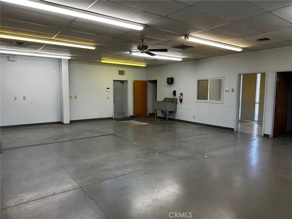 2592 Notre Dame Boulevard B Property Photo 11