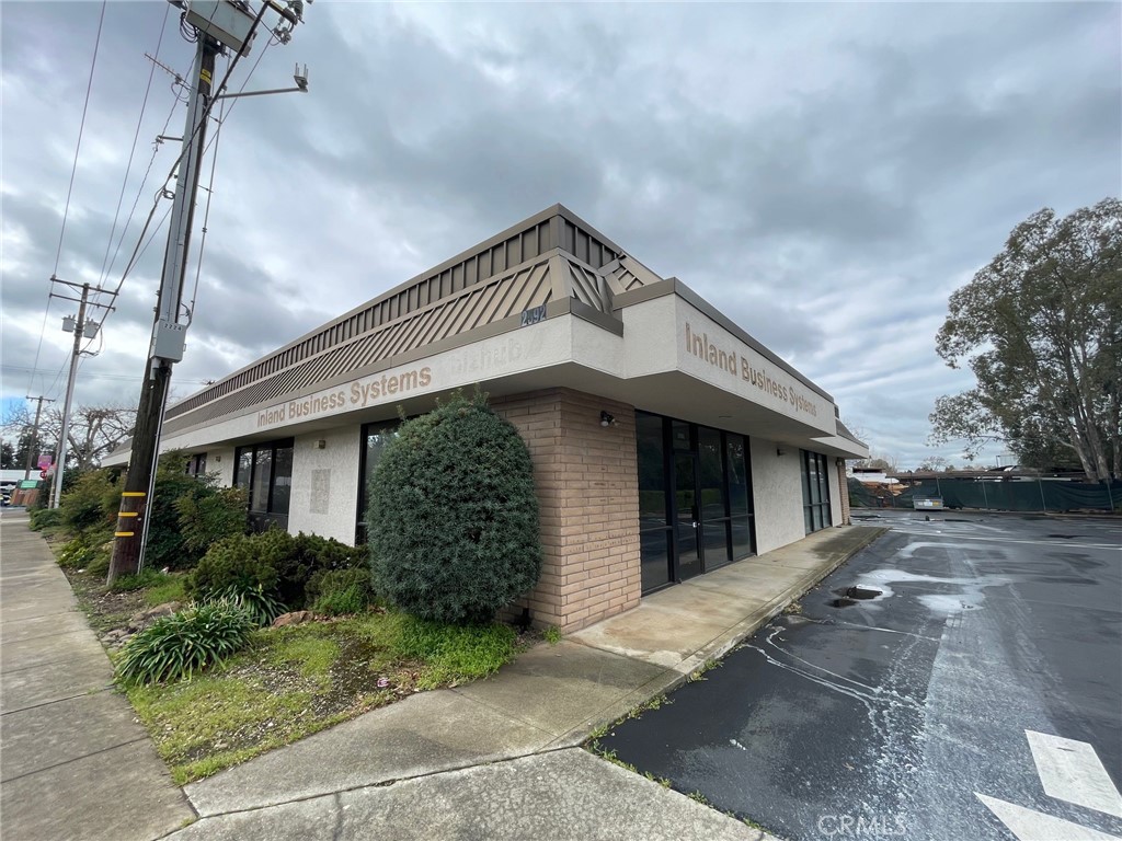 2592 Notre Dame Boulevard B Property Photo 18