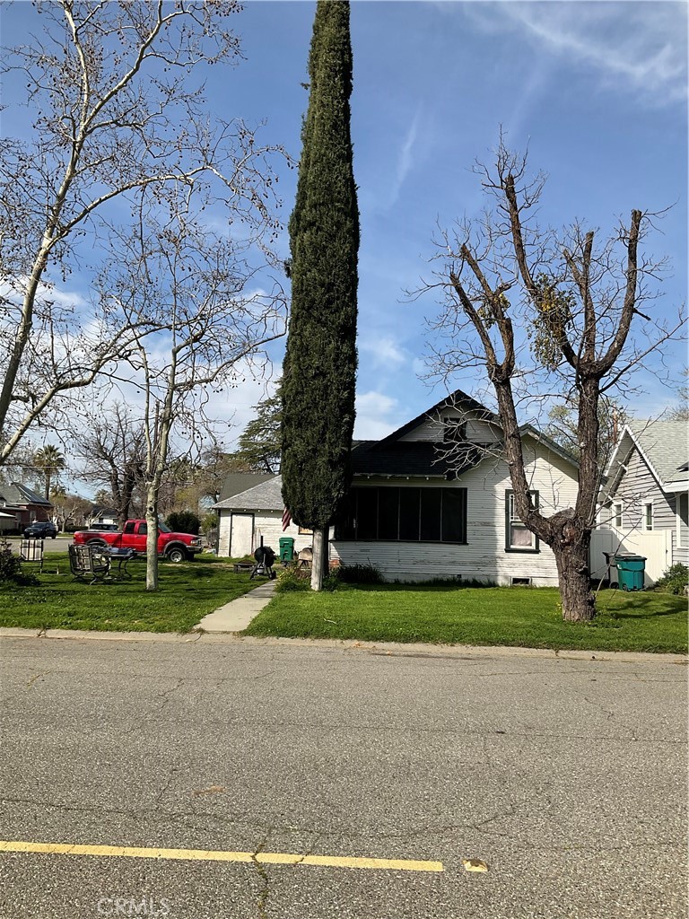 1011 East Street Property Photo