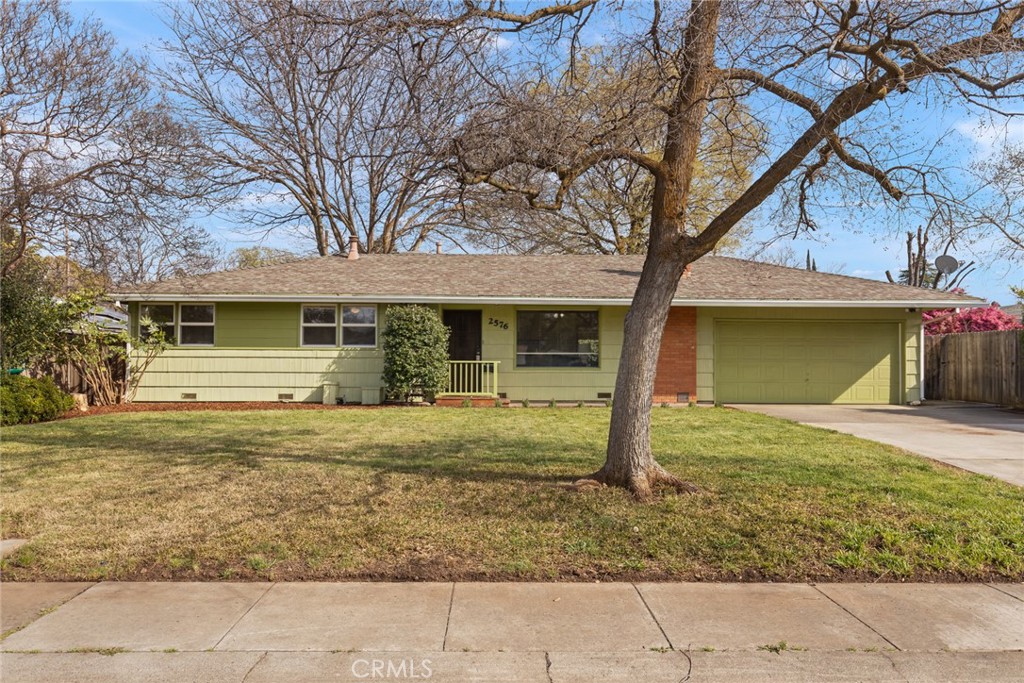 2576 Pillsbury Road Property Photo
