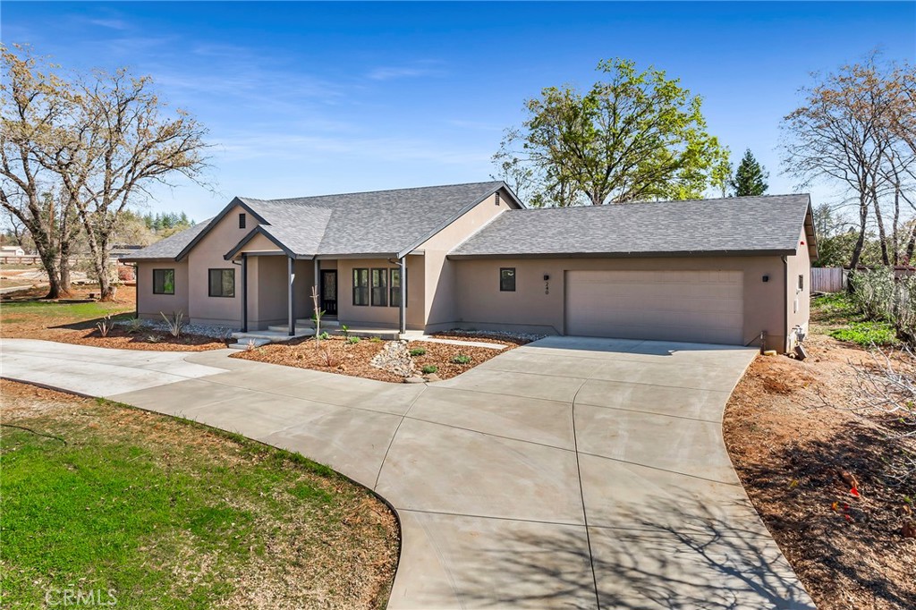240 Redbud Dr Property Photo