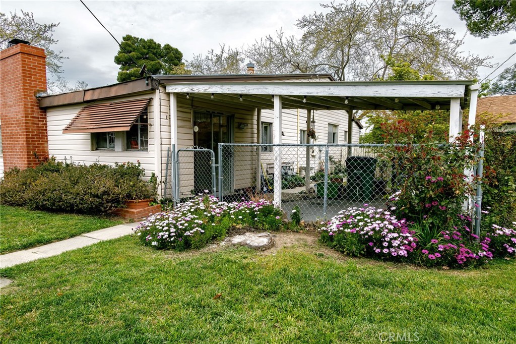 320 Chapman Street Property Photo