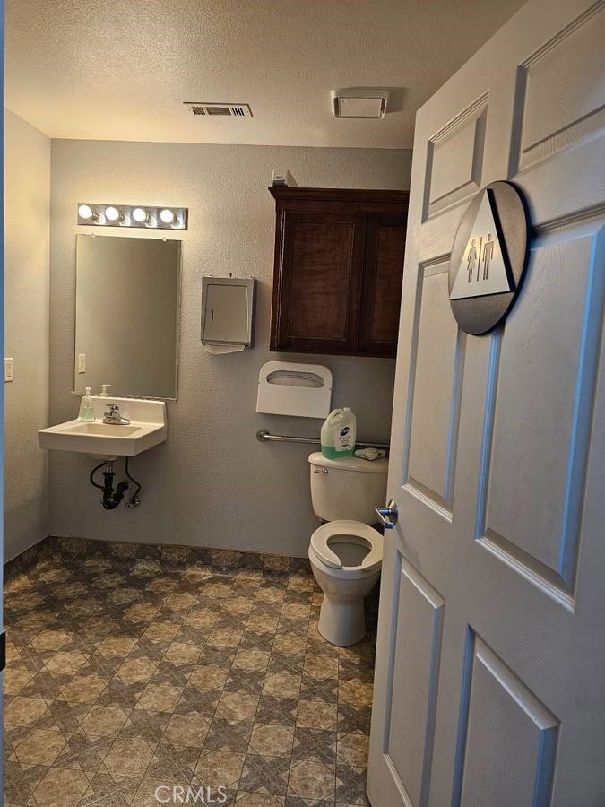 2068 Talbert Drive 100 Property Photo 11