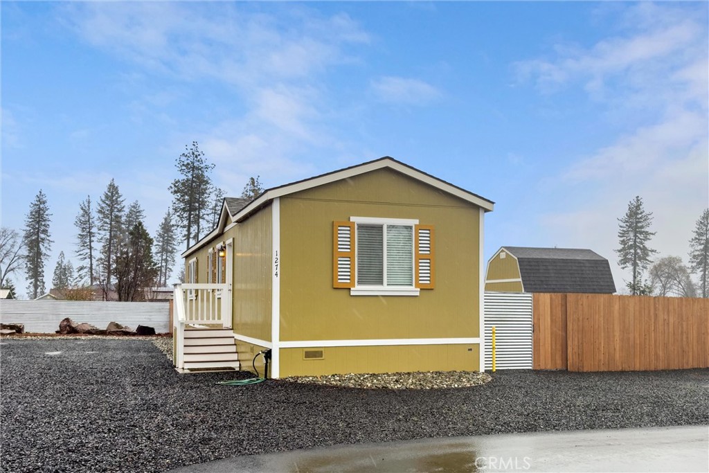 1274 Deer Lane Property Photo