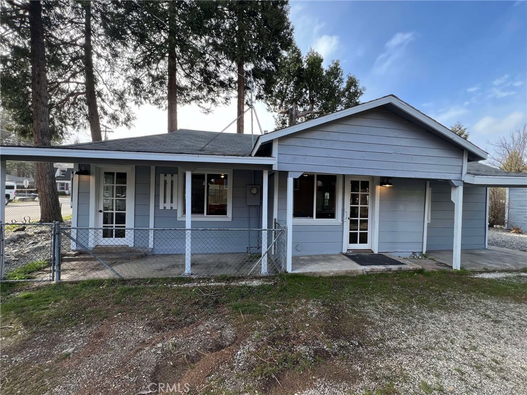 2111 Pine Street Property Photo