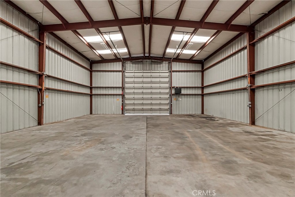 89 Loren Avenue 1 Property Photo 3