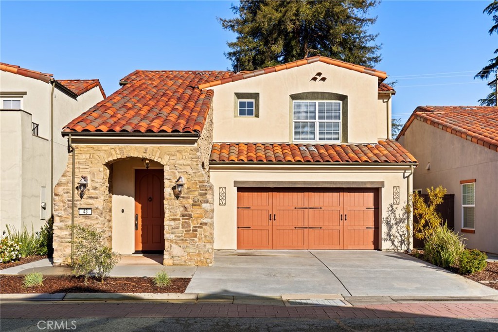 43 Veneto Circle Property Photo