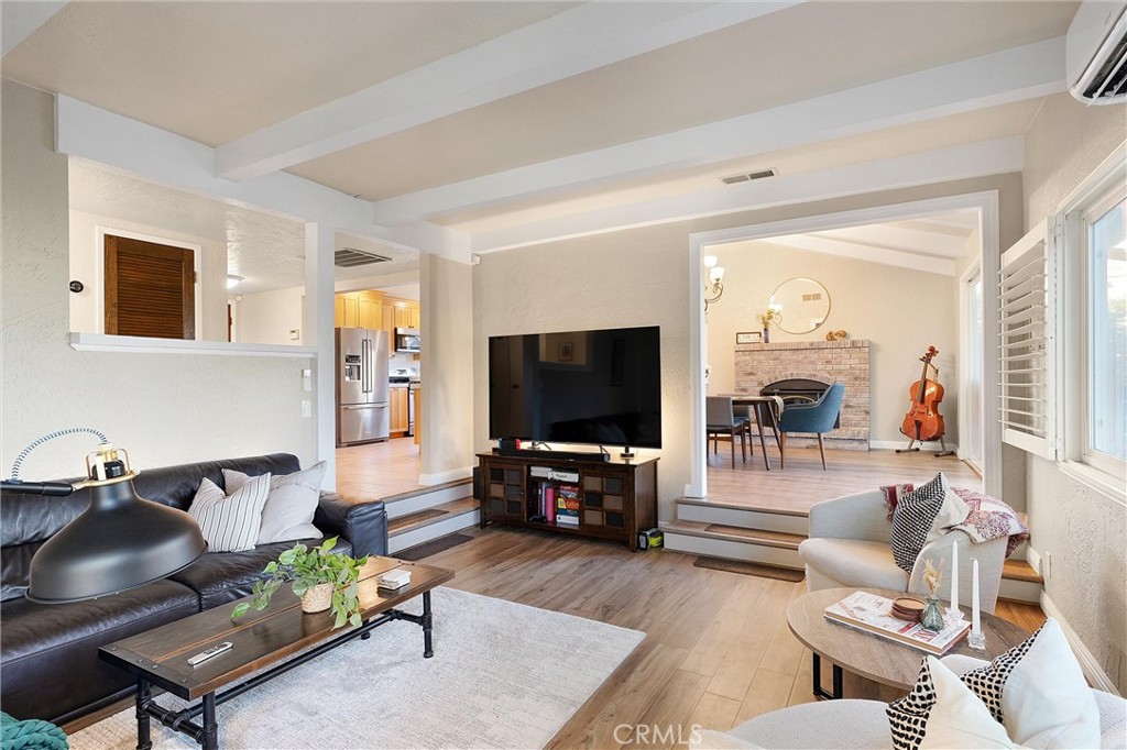 1684 Cooks Way Property Photo