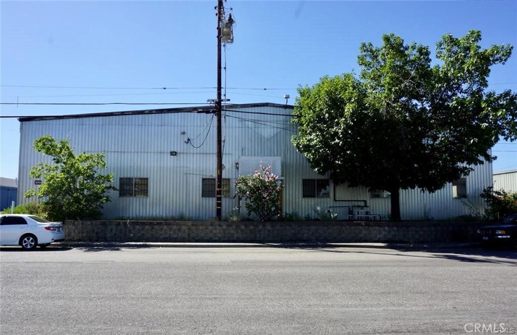 265 Boeing Avenue Property Photo 5