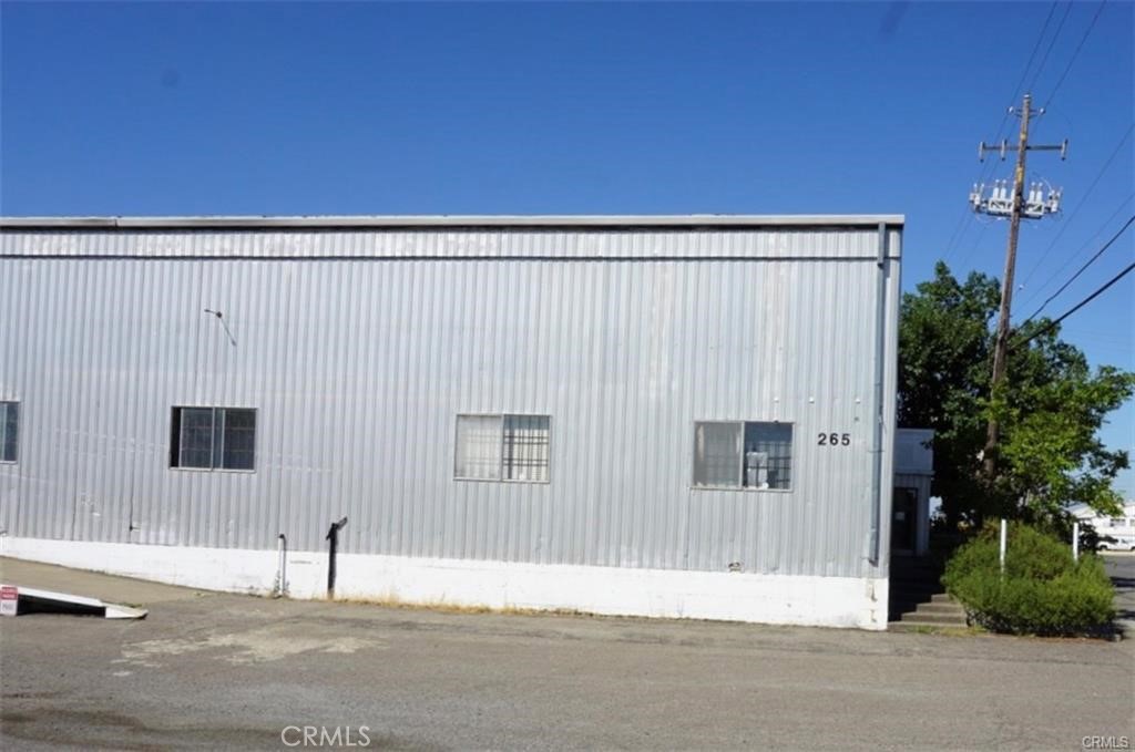 265 Boeing Avenue Property Photo 7