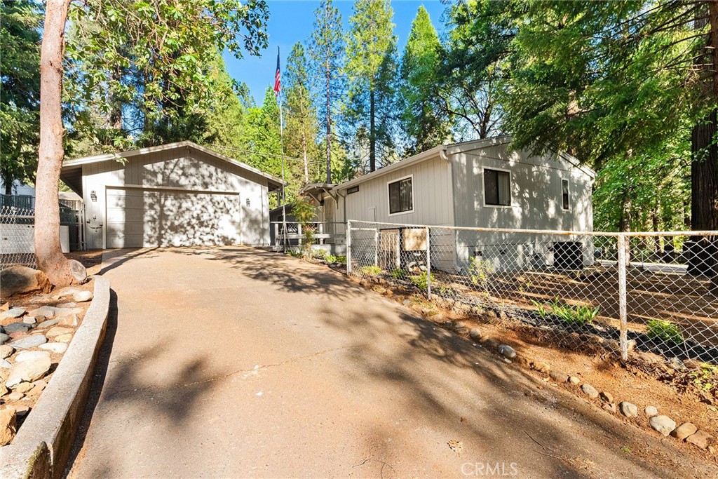 14768 Denise Drive Property Photo