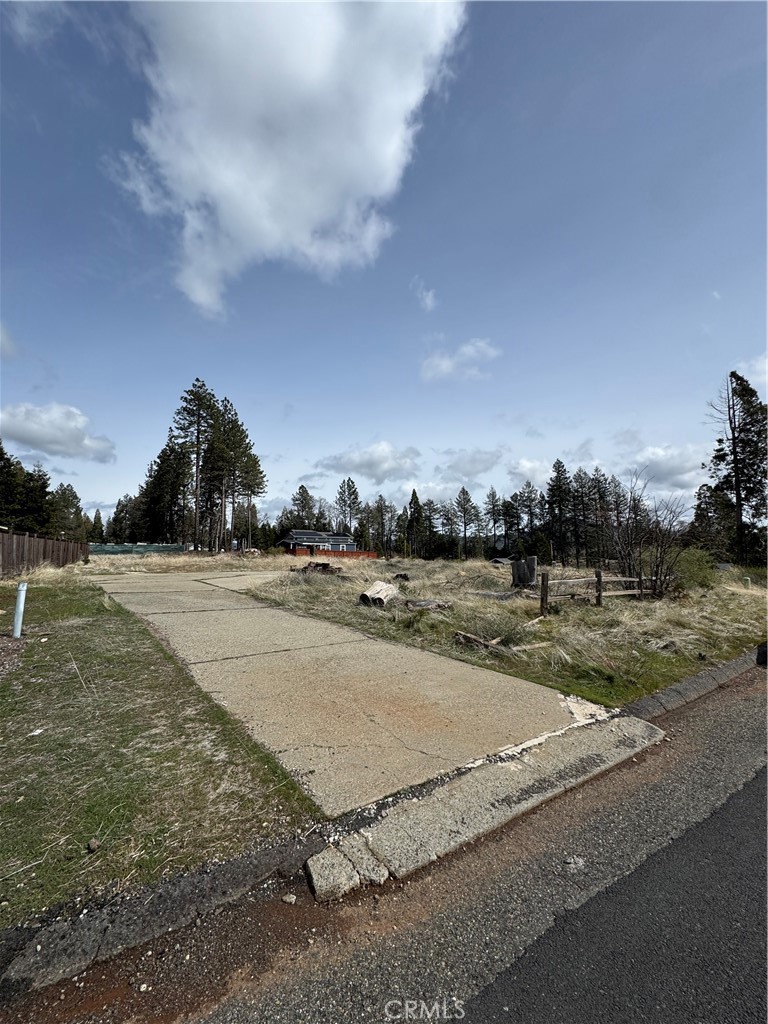 6508 Shaw Circle Property Photo 4