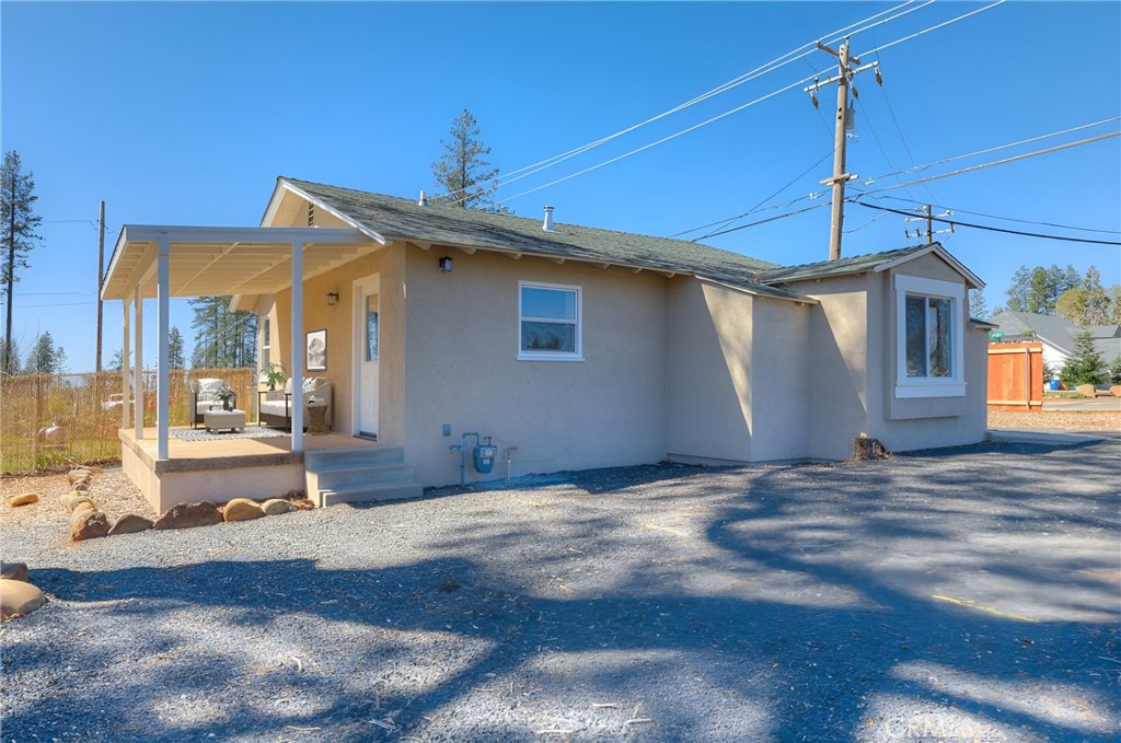 8556 Skyway Property Photo 1