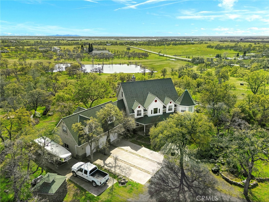 6000 Cohasset Road Property Photo