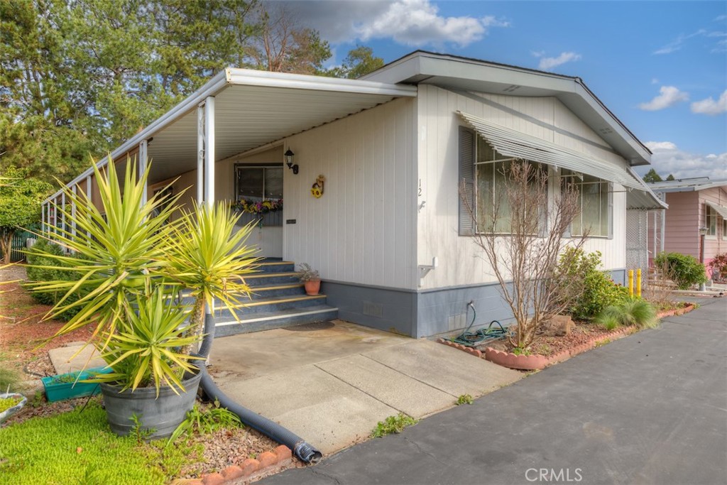 1675 Manzanita Avenue 12 Property Photo