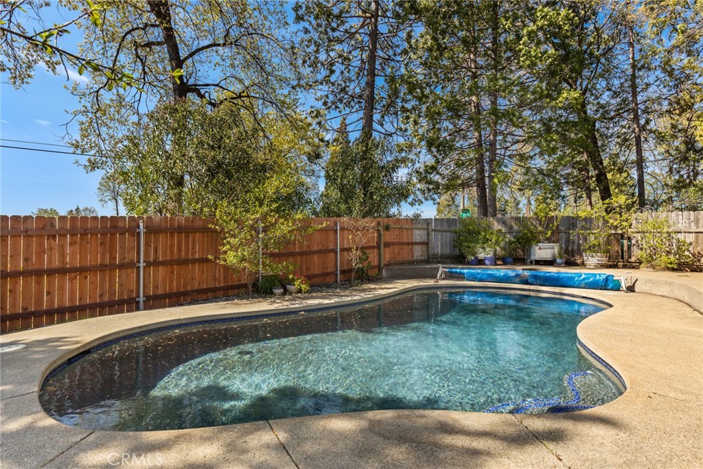 13590 S Park Drive Property Photo