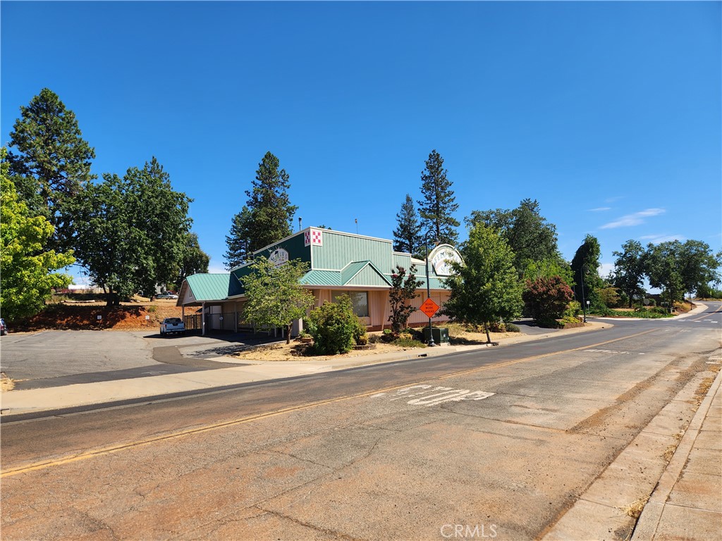 5990 Foster Road Property Photo 2
