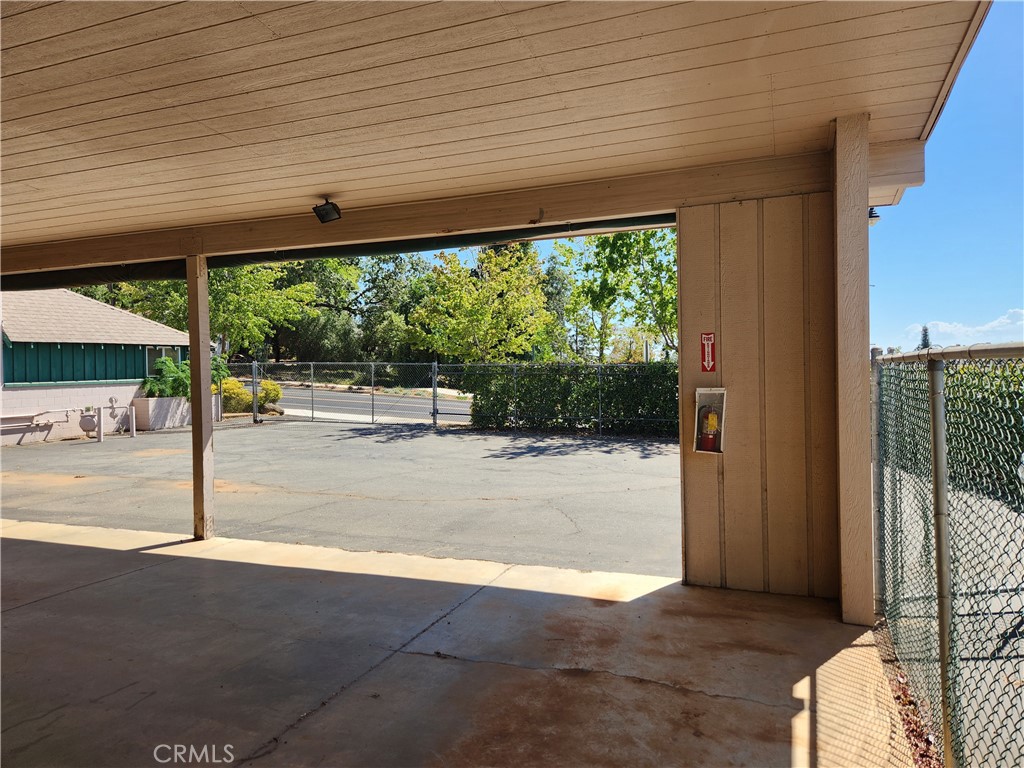 5990 Foster Road Property Photo 14
