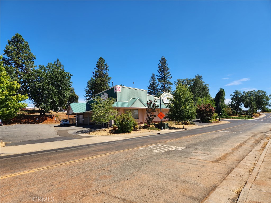 5990 Foster Road Property Photo 2