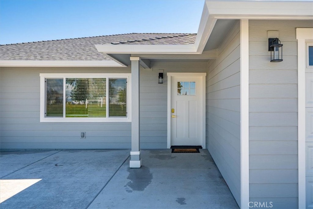 24565 Foster Road Property Photo 3