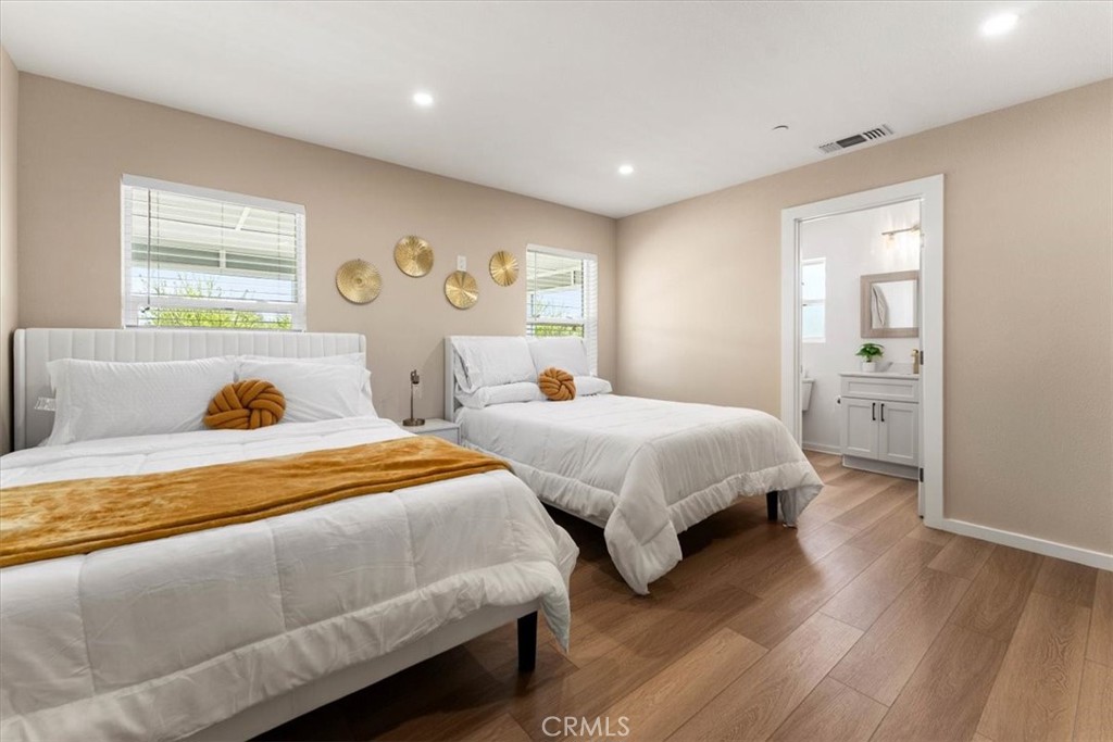24565 Foster Road Property Photo 17
