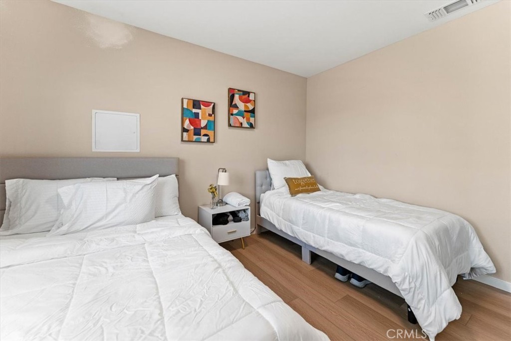 24565 Foster Road Property Photo 23