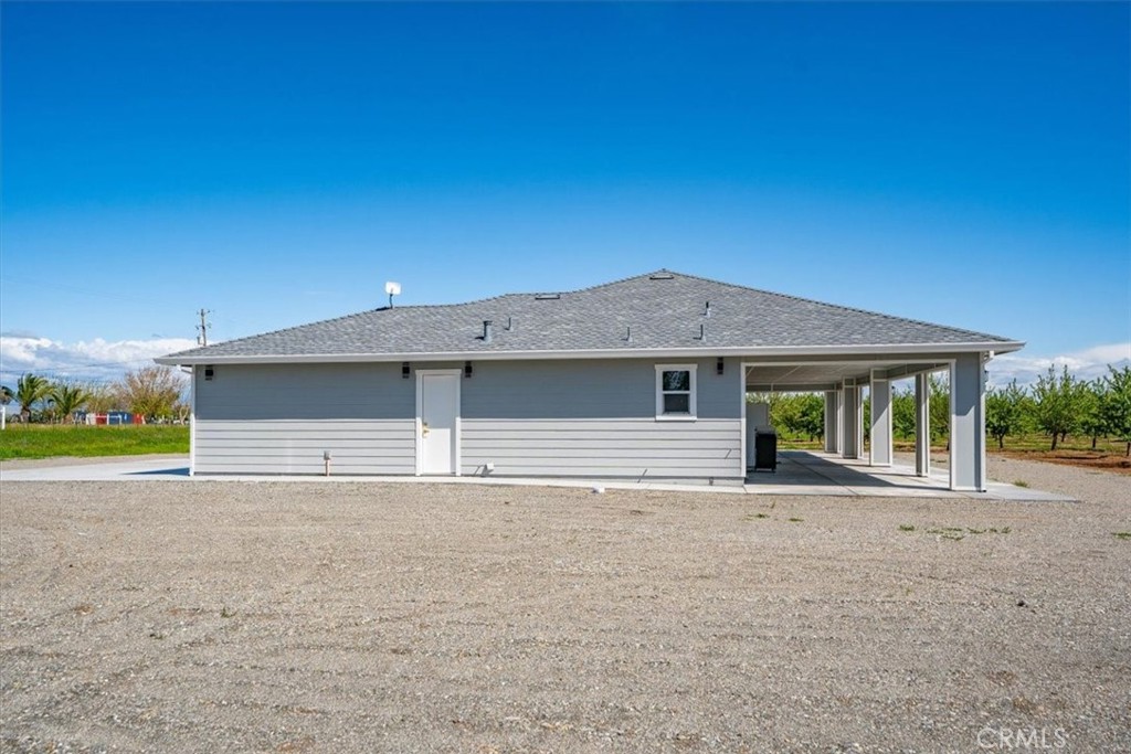 24565 Foster Road Property Photo 38