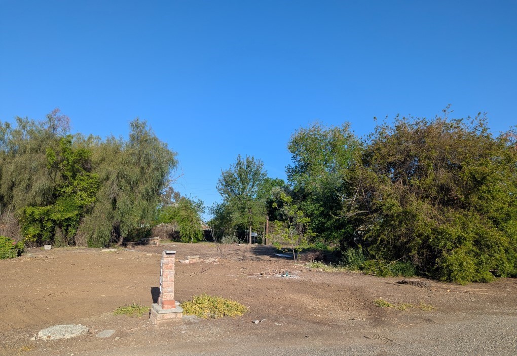 421 5th Street Property Photo 1