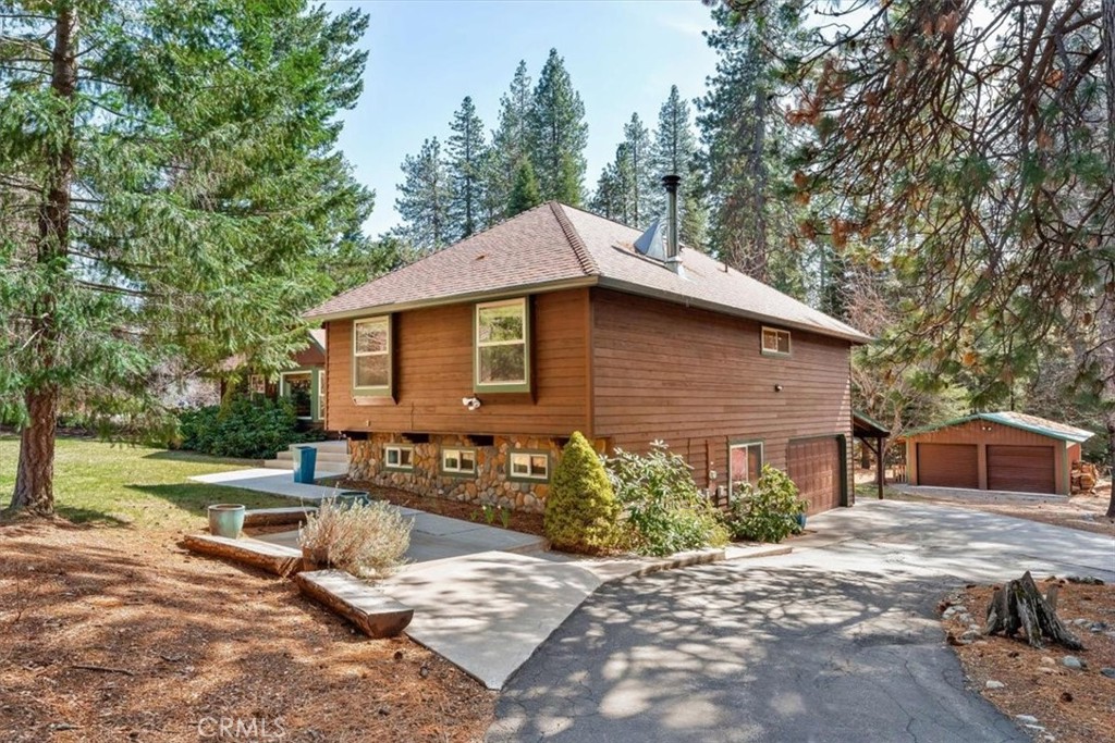 2605 Fryers Way Property Photo