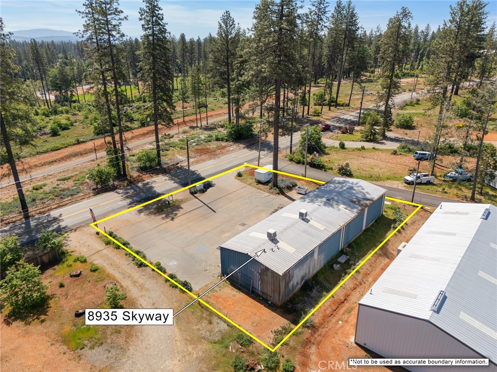 8935 Skyway Property Photo 4