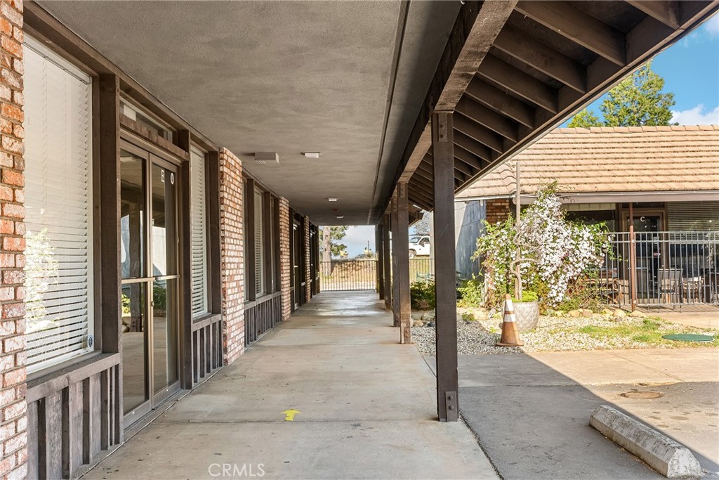 7126 Skyway Property Photo 5