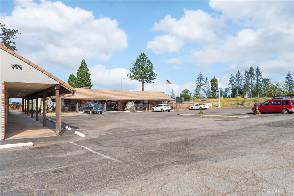 7126 Skyway Property Photo 54