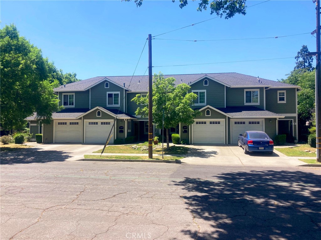 1584 Montgomery Street Property Photo 2