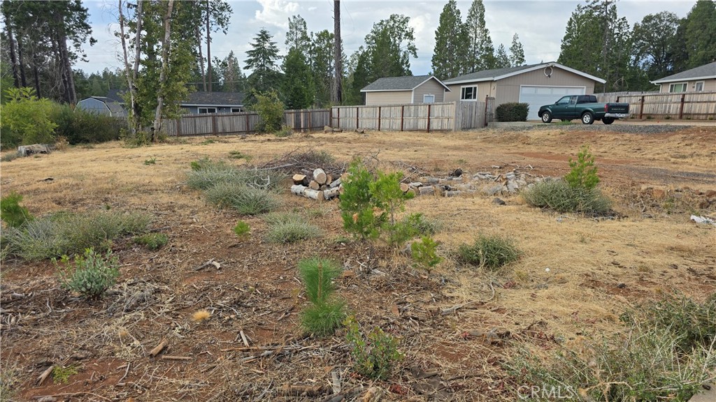 6459 Kingsdale Court Property Photo 4