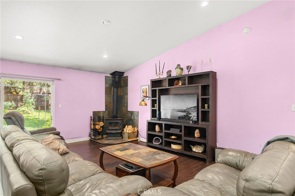 6515 Elmwood Drive Property Photo 13