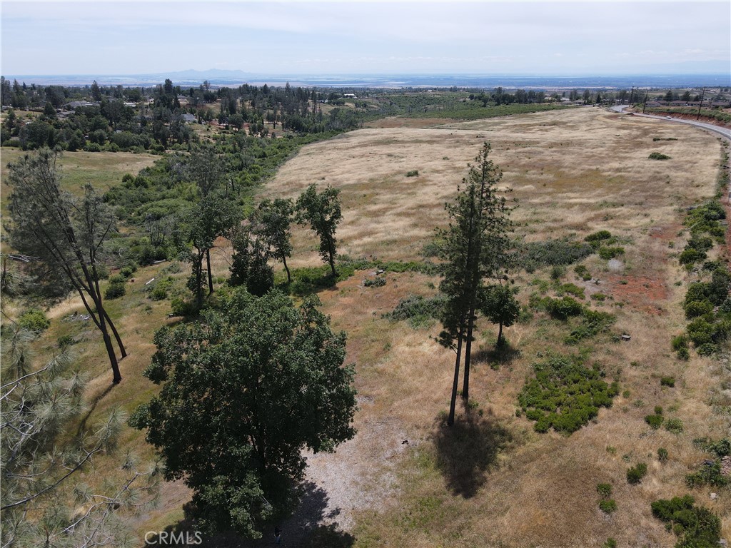 199 Pacific Drive Property Photo 8