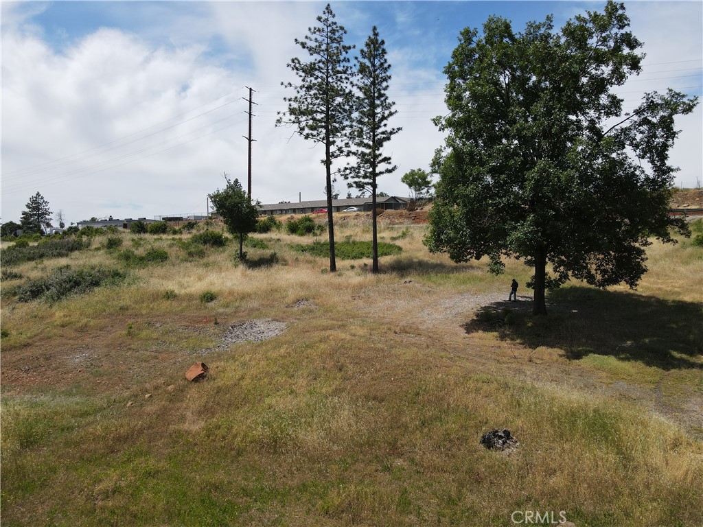 199 Pacific Drive Property Photo 9
