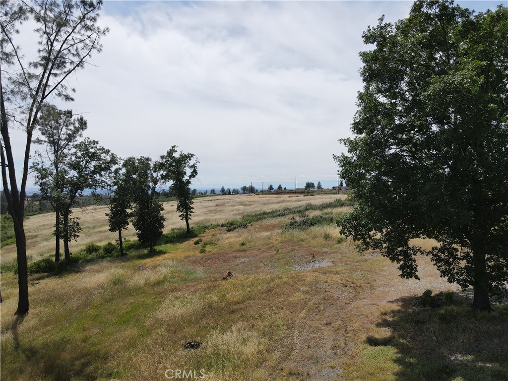 199 Pacific Drive Property Photo 12