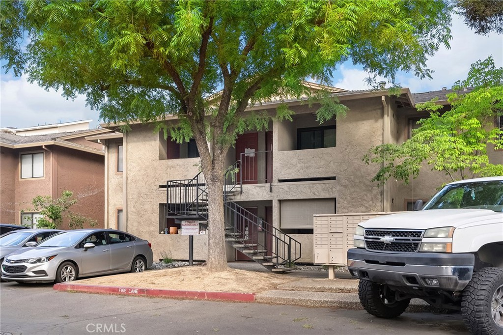 1114 Nord Avenue 11 Property Photo 1