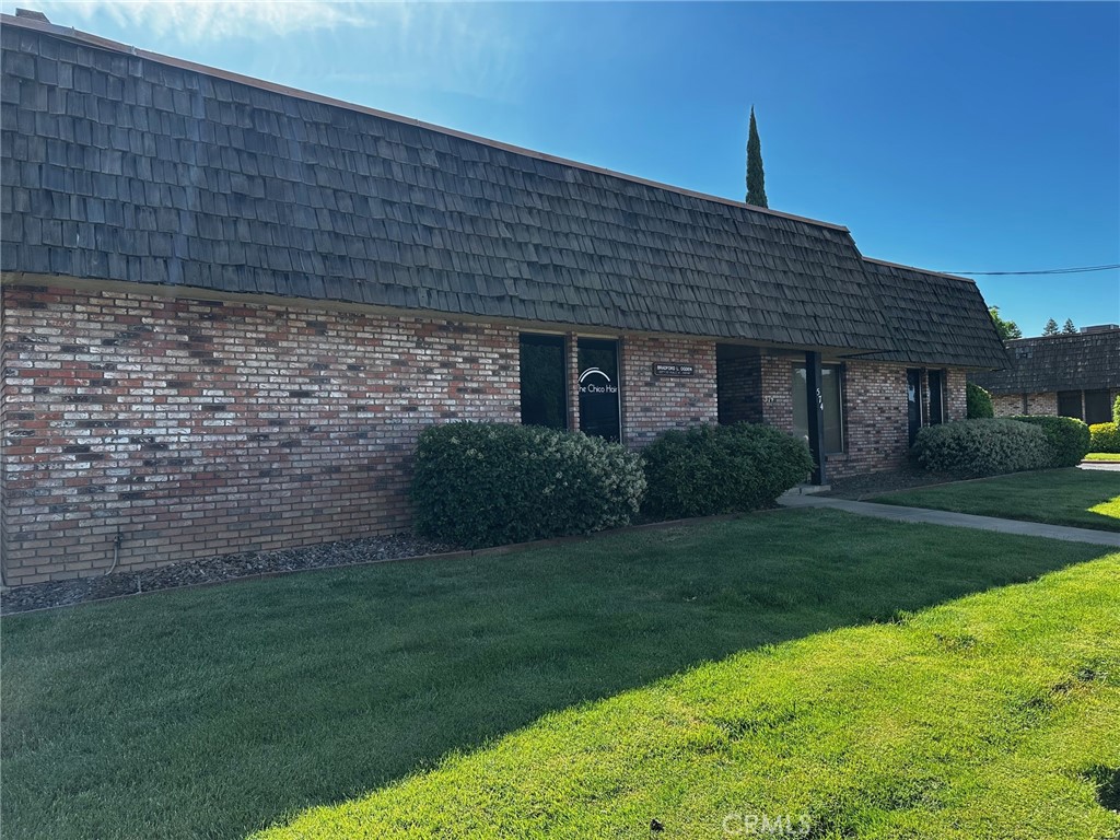 574 Manzanita Avenue 12 Property Photo 2