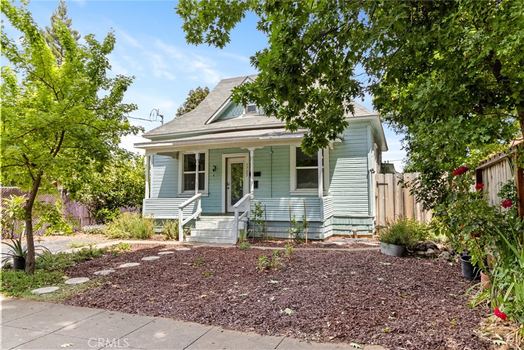 1725 Laurel Street Property Photo 1