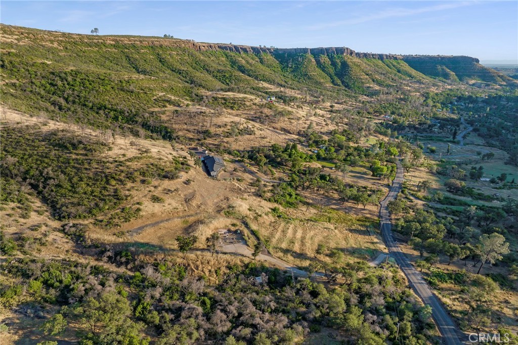 2470 Honey Run Road Property Photo 5