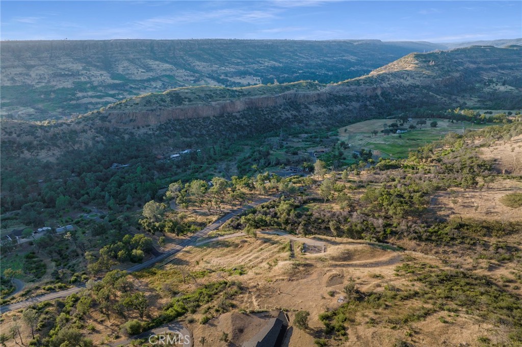 2470 Honey Run Road Property Photo 9