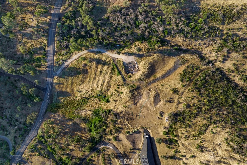 2470 Honey Run Road Property Photo 17