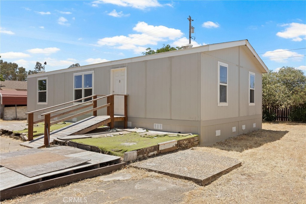 5580 Wilbur Road Property Photo 1