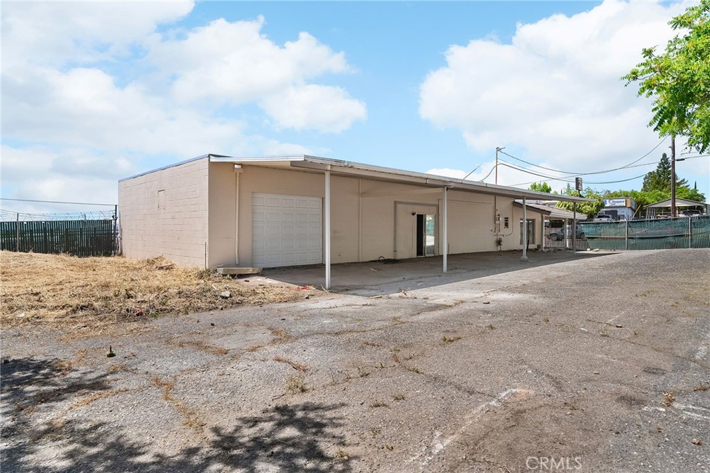 1737 Wyandotte Avenue Property Photo 2