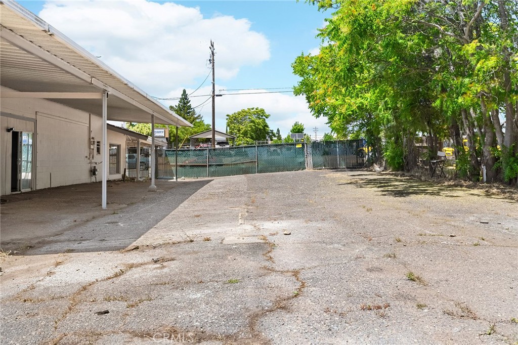 1737 Wyandotte Avenue Property Photo 15