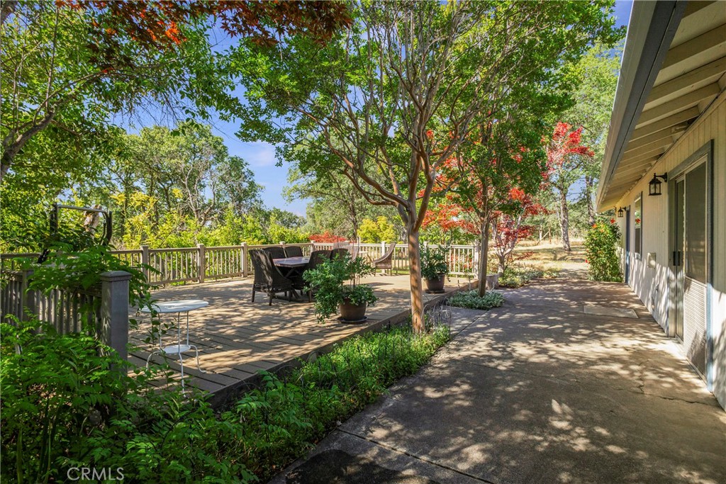 50 Walter Blume Lane Property Photo 1
