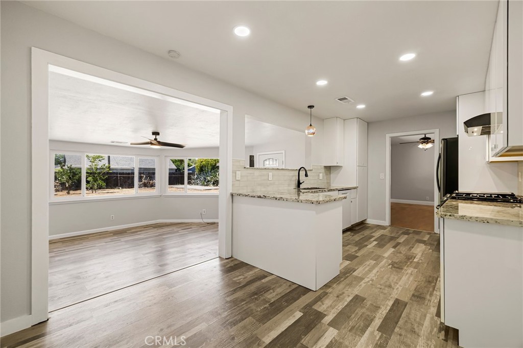 412 2nd Street Property Photo 1
